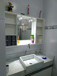 Casa com piscina e churrasqueira - Serrambi