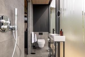 The View at Lahill Craig - Douglas