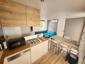 Mobilhome dans les Pins
