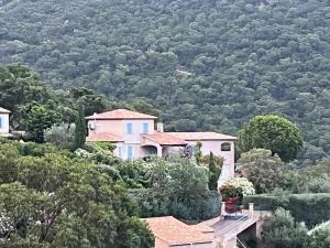 Villas Villa Yasmine Cavalaire : photos des chambres