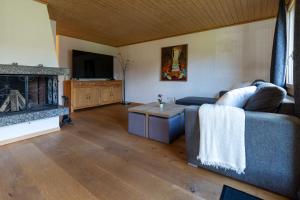 Beautiful Apartment With Stunning View - Chalet Mutthorn