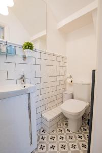 Modern Studio by the Marina