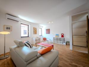 Apartma Flora - Apartment Flora 