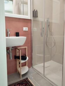 Mappamondi Apartment Rooms with ensuite bathrooms