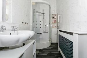 3 Bedroom Home - Ideal for Contractors, Health Care workers - Acocks Green