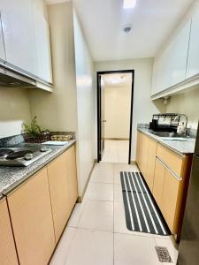 The Palladium - 1Bedroom Pool-View