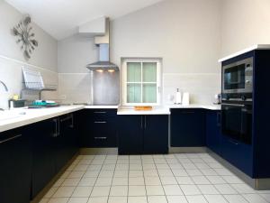 Gîte familial avec jardin clos, à Saint-Georges-sur-Eure, 7 chambres pour 14 pers, proche Chartres - FR-1-581-84