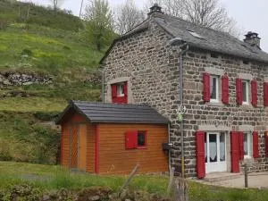 Gîte paisible et chaleureux avec grande terrasse - activités nature et patrimoine à proximité - FR-1-582-143