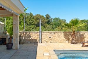 Apartments Antonija and Robert