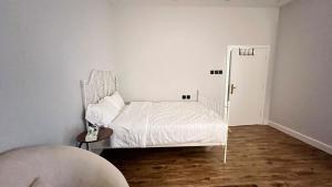 Studio with Master Bed & Self Entry