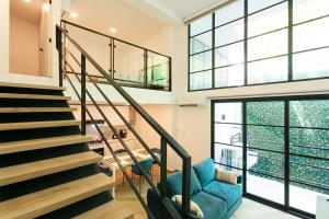 Casco Viejo Loft with Balcony - Rooftop Pool and Gym