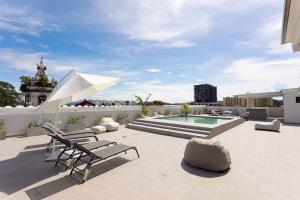 Casco Viejo Loft with Balcony - Rooftop Pool and Gym