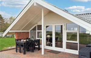 3 Bedroom Cozy Home In Løgstør