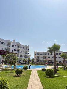 Spacious Apartment ColinaSmir