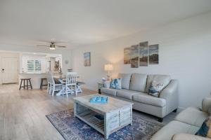 Loggerhead 251 - Gorgeous Ground Level Walk Out Residence at Loggerhead Cay