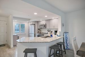 Loggerhead 251 - Gorgeous Ground Level Walk Out Residence at Loggerhead Cay