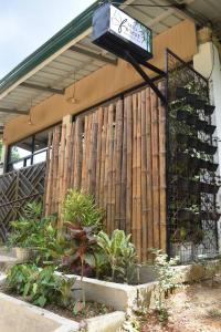 Mid Forest Homestay