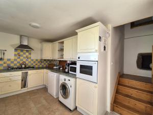 Tranquil Cottage, Maël-Carhaix