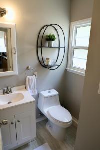 Charming studio city Bungalow