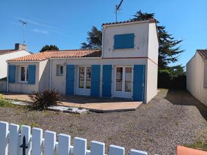 Maisons de vacances Maison plain-pied au calme, proche plage et commerces, animaux bienvenus sur demande - FR-1-476-91 : photos des chambres