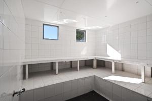 Bright 2-Bed Apartment Near Wentworth Point Sights