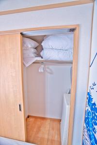 BMO102A Direct bus to Disney from next station Max5