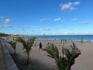 FLAT especial a 50 m da praia