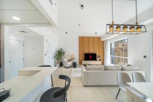 High-Floor 1BR New Design Steps to JBR Beach