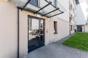 Przewóz Charming Nest Apartment by BookingHost