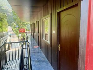 Krishna home stay gwar