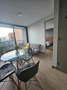 Departamento minutos de Movistar Arenas, La Moneda, Plaza de Armas en pleno Centro de Santiago