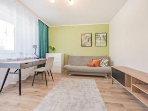 Family Apartment Ideal Place for Remote Working & Holiday by Noclegi Renters