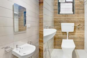 Super Collection O Baner Near Mumbai Pune Highway