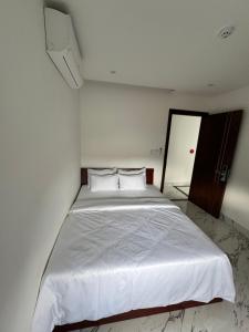 Nhà Nghỉ Hoàng Quân