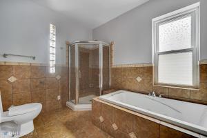 2bd 2ba home w office near Obama Library & museums