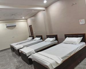 Royal Rudraksh Palace Paying Guest house