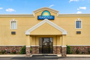 Days Inn by Wyndham Fort Wayne