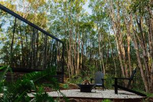 Luxury Mirror Home in Byron Bay Hinterland