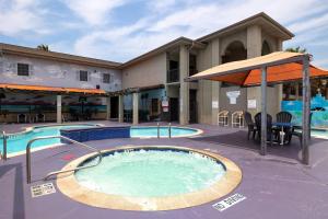 Ramada by Wyndham & Suites South Padre Island