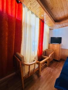 The Fernovo Stays - Barod