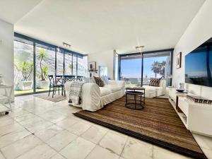 3 bedroom luxurious apartment in Clifton