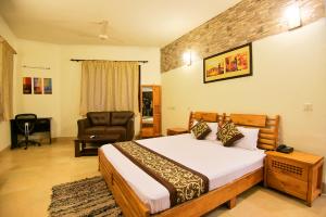 BedChambers Serviced Apartments, Near Golf Course Road