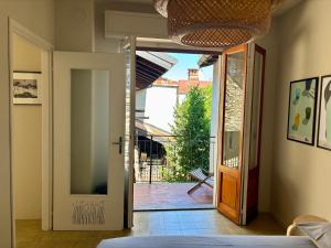 La casina del lago vicino al bosco