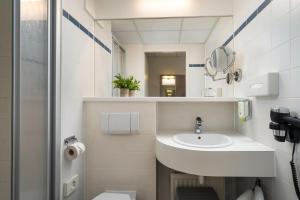 2 Double Rooms with Interconnecting Door room in Hotel Novalis Dresden