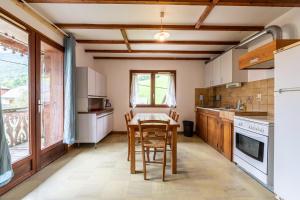 Chalets Les Gites Le pas de l-ours : photos des chambres