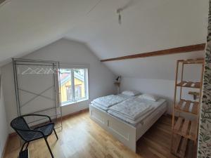 Lägenhet-vindsvåning i centrala öregrund