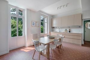 Villas Villa de charme classee a Tharon Plage pour 14 : photos des chambres