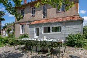 Villas Villa de charme classee a Tharon Plage pour 14 : photos des chambres