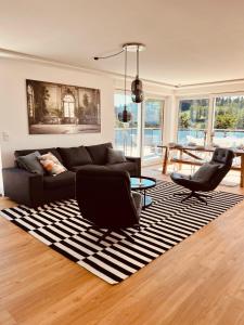 Exklusives Penthouse mit Whirlpool, Panoramaterrasse, Kino & Tischfußball für bis zu 8 Personen