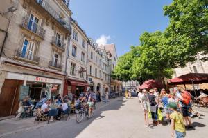 Appartements Le 68GrandRueCosy-cour privative-Poitiers Centre : photos des chambres